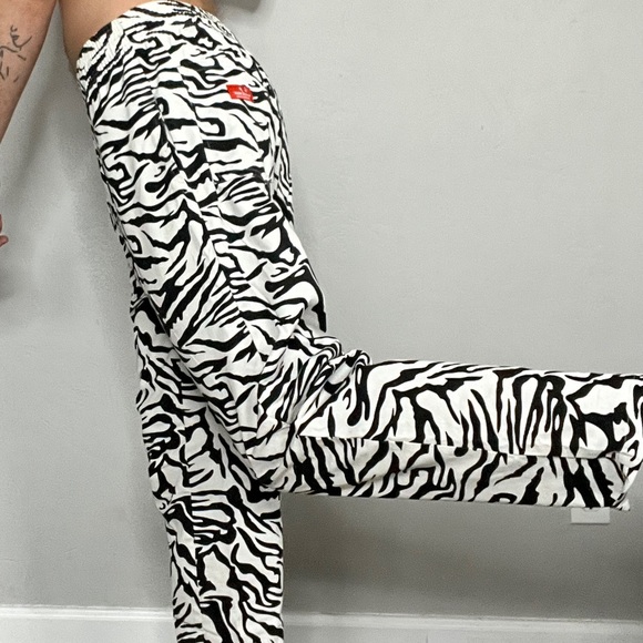 Zebra Pants - Picture 3 of 3